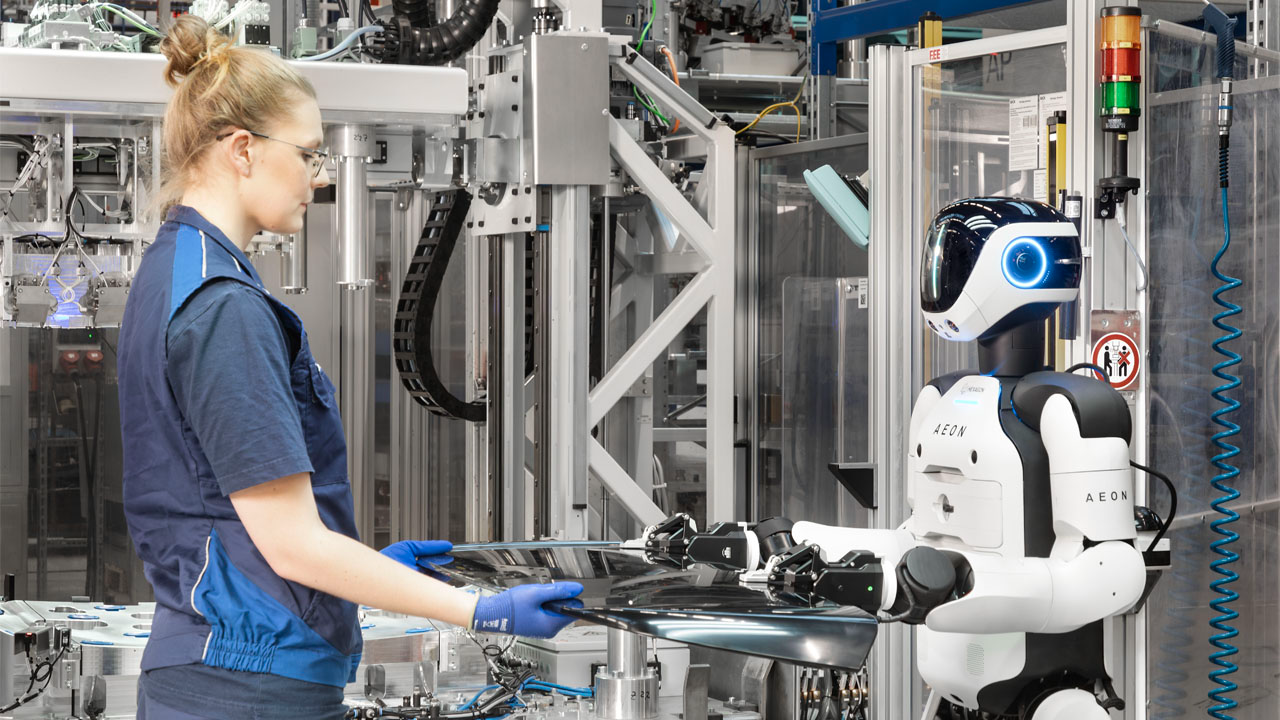 German Industry Calls for Faster Humanoid Robotics Adoption to Stay Competitive