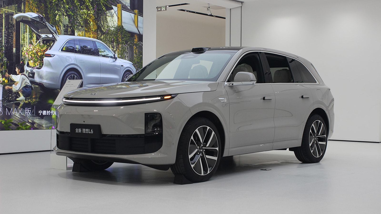 Li Auto Outlines Mach VLA Evolution, Targeting FSD V14 Parity by Q4 2026