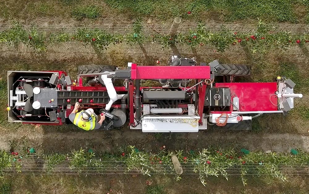 Abundant Robotics Apple Harvester