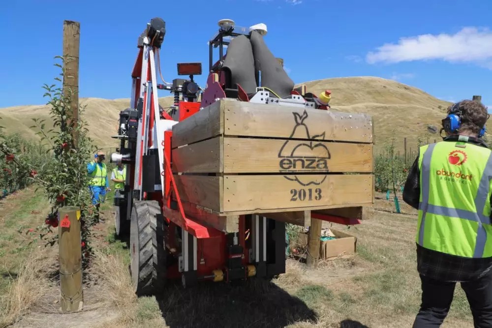 Abundant Robotics Apple Harvester