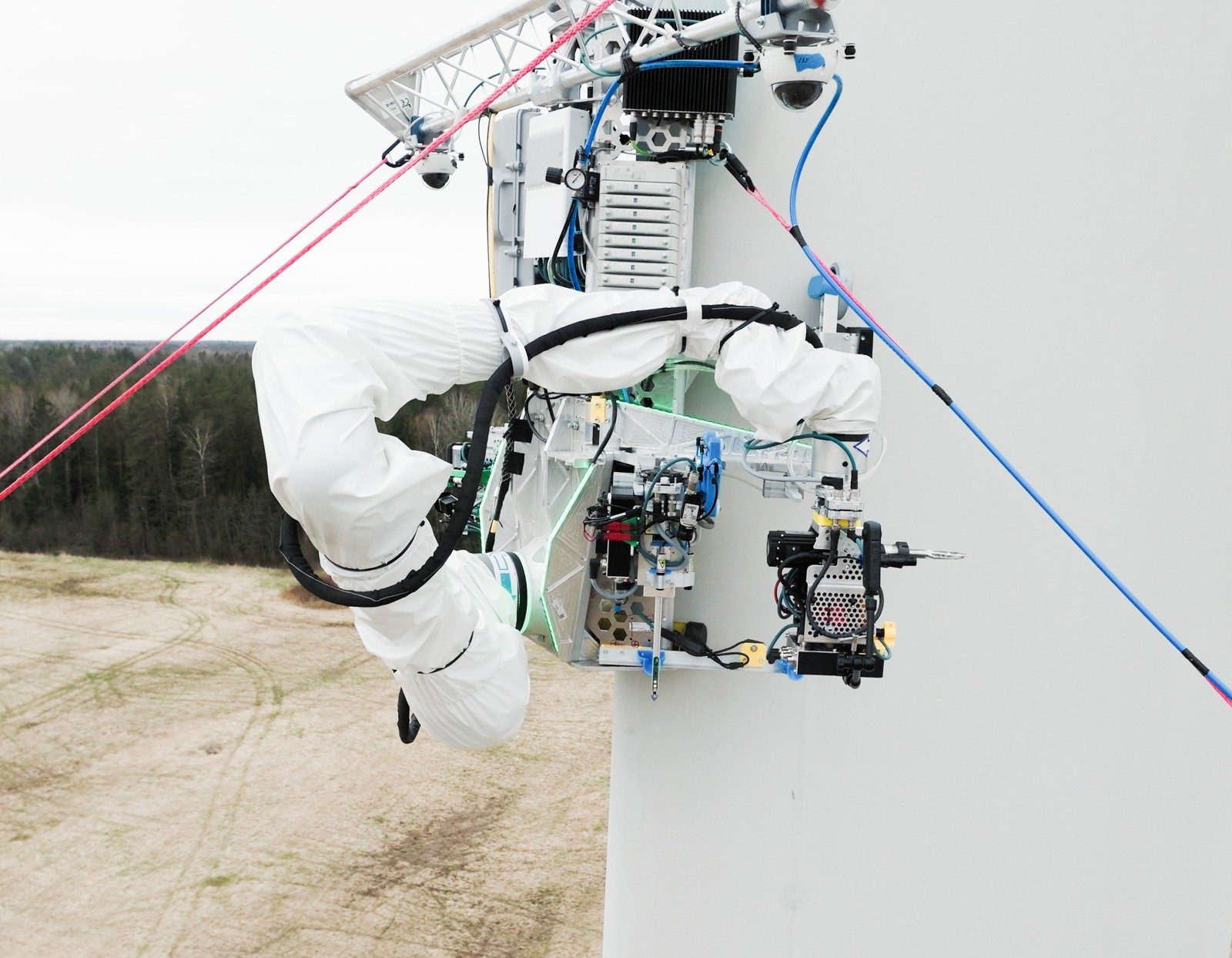 Aerones Wind Turbine Blade Maintenance Robot