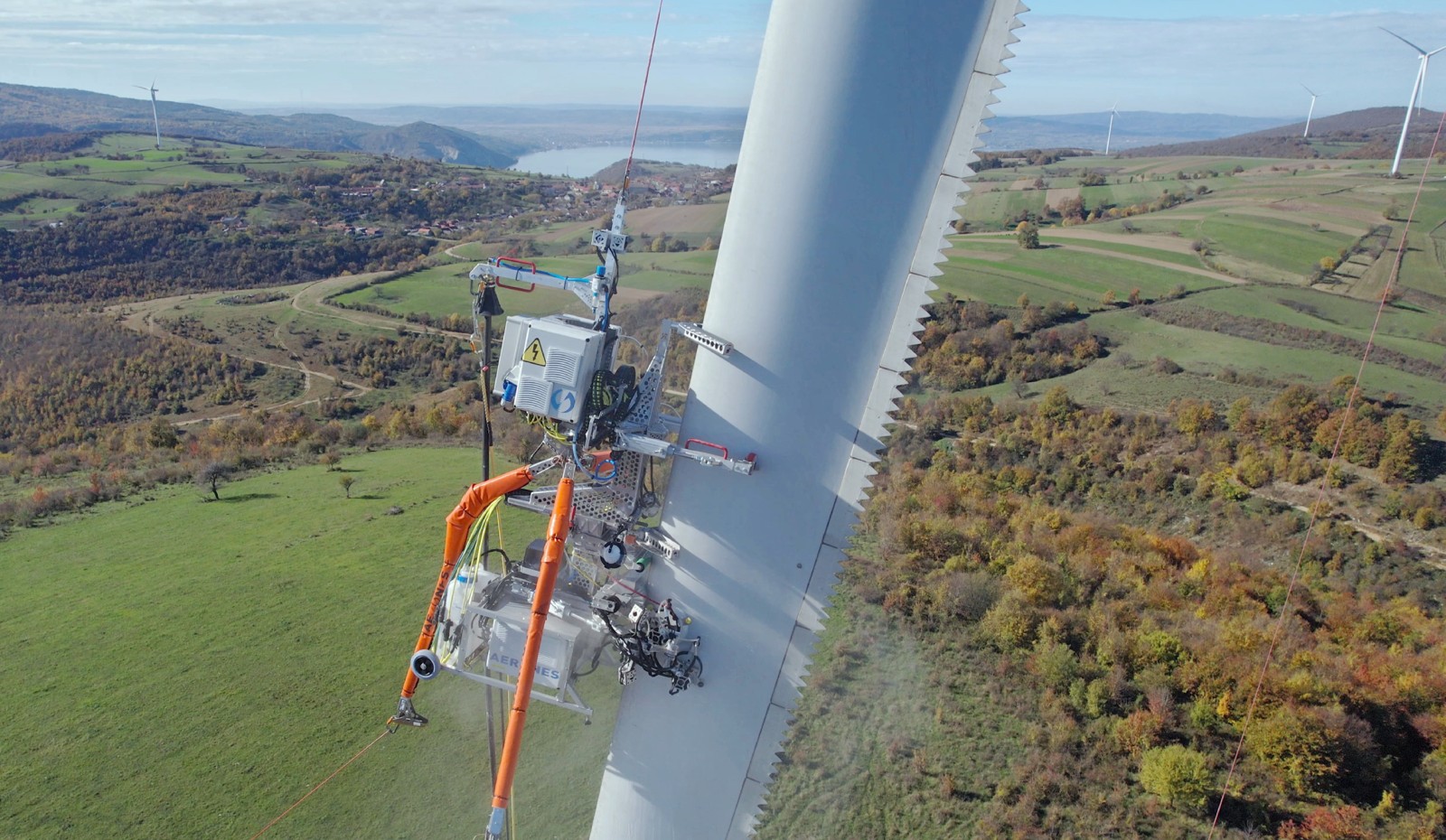 Aerones Wind Turbine Blade Maintenance Robot