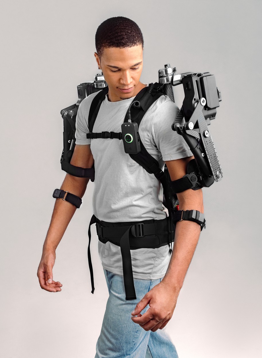Agadexo Shoulder