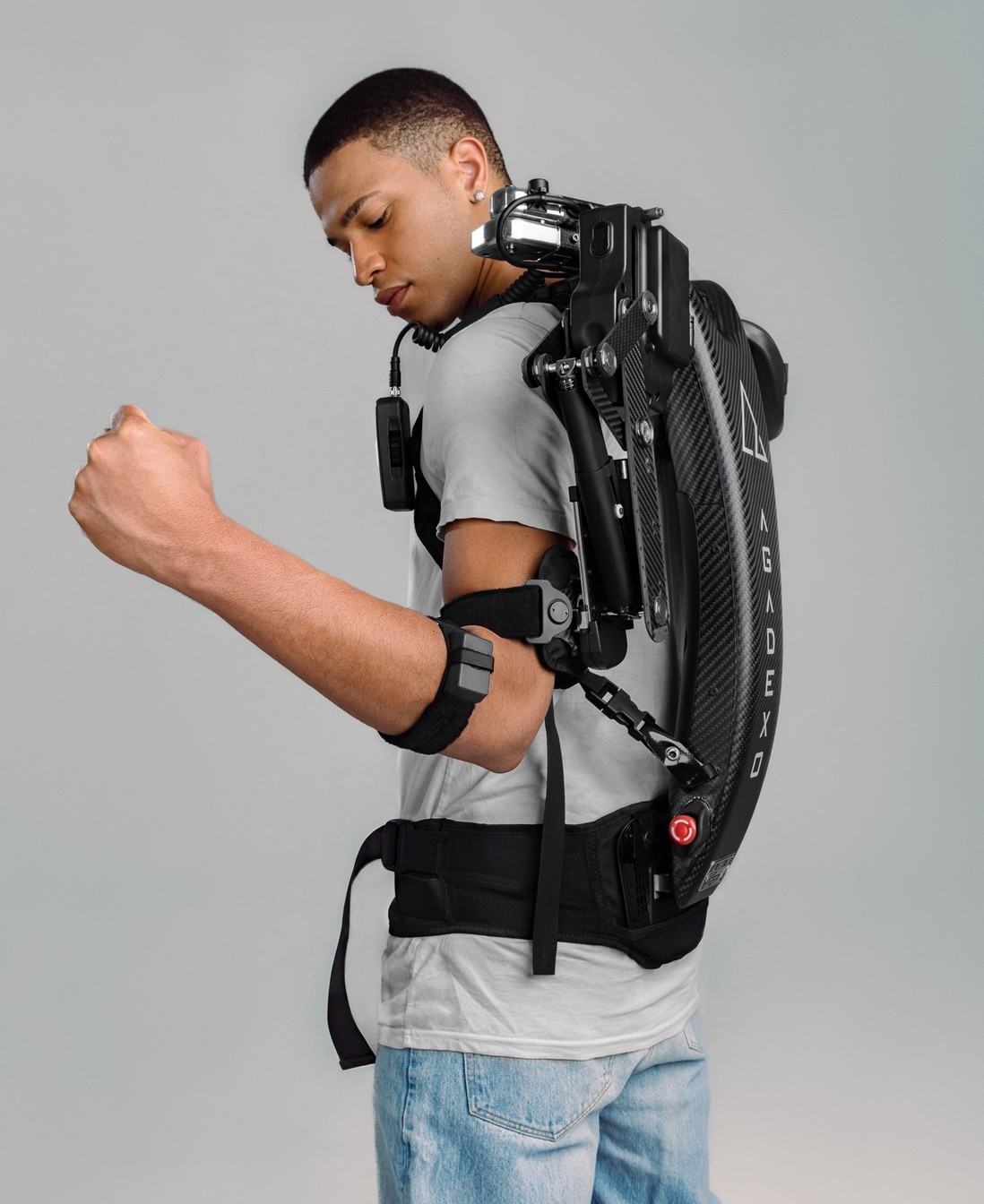 Agadexo Shoulder