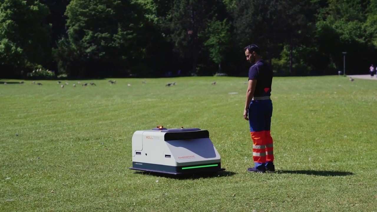 Angsa Trash-Picking Robot