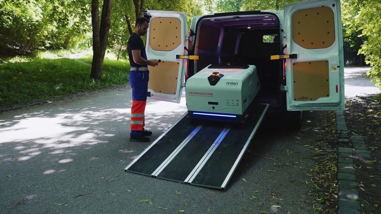 Angsa Trash-Picking Robot