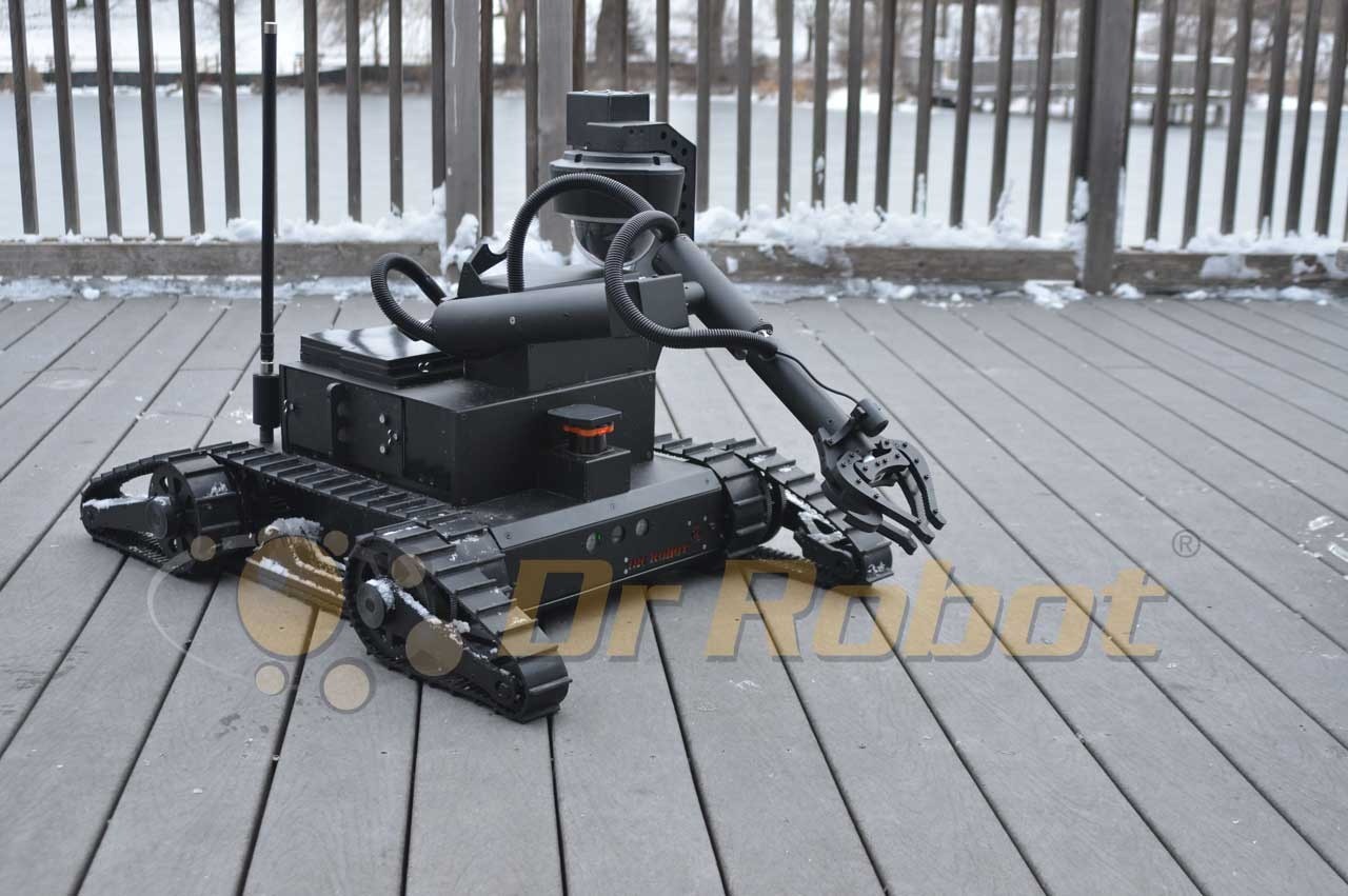 Jaguar V4 with Manipulator Arm