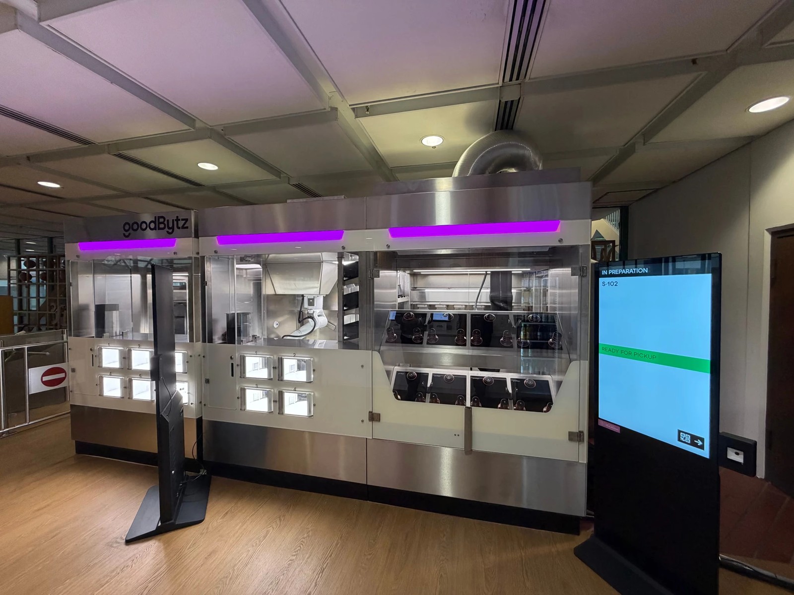 goodBytz Autonomous Robotic Kitchen