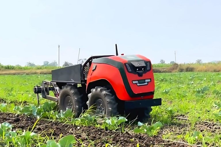 FarmRobo R1 robot