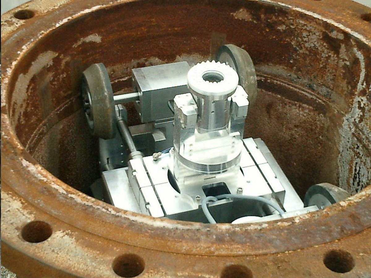 INSPECTOR Video and Laser Inspection Robot