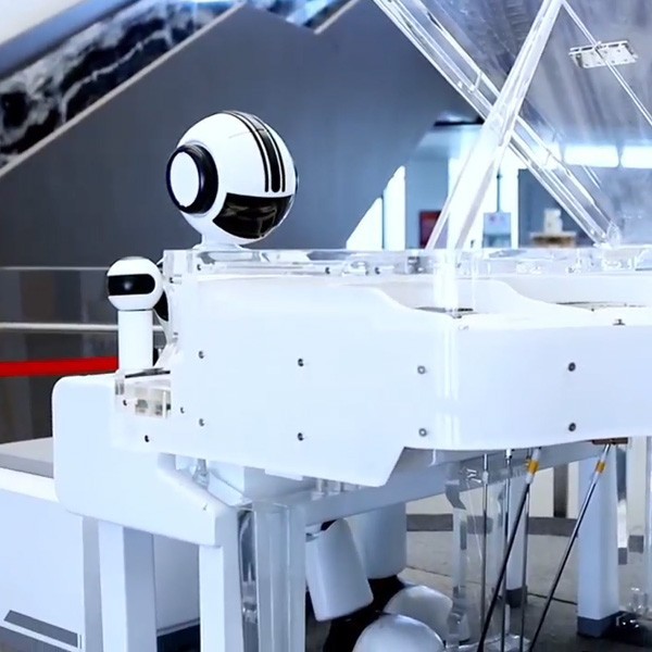 FutureMusic Piano Robot