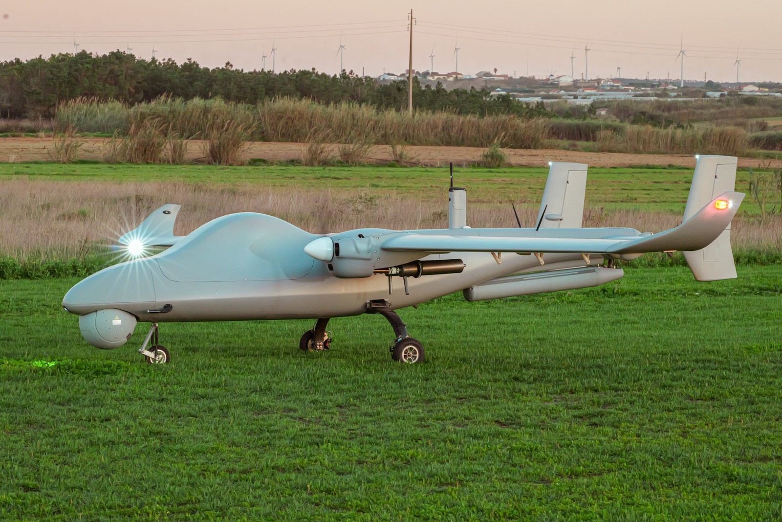 TEKEVER AR5