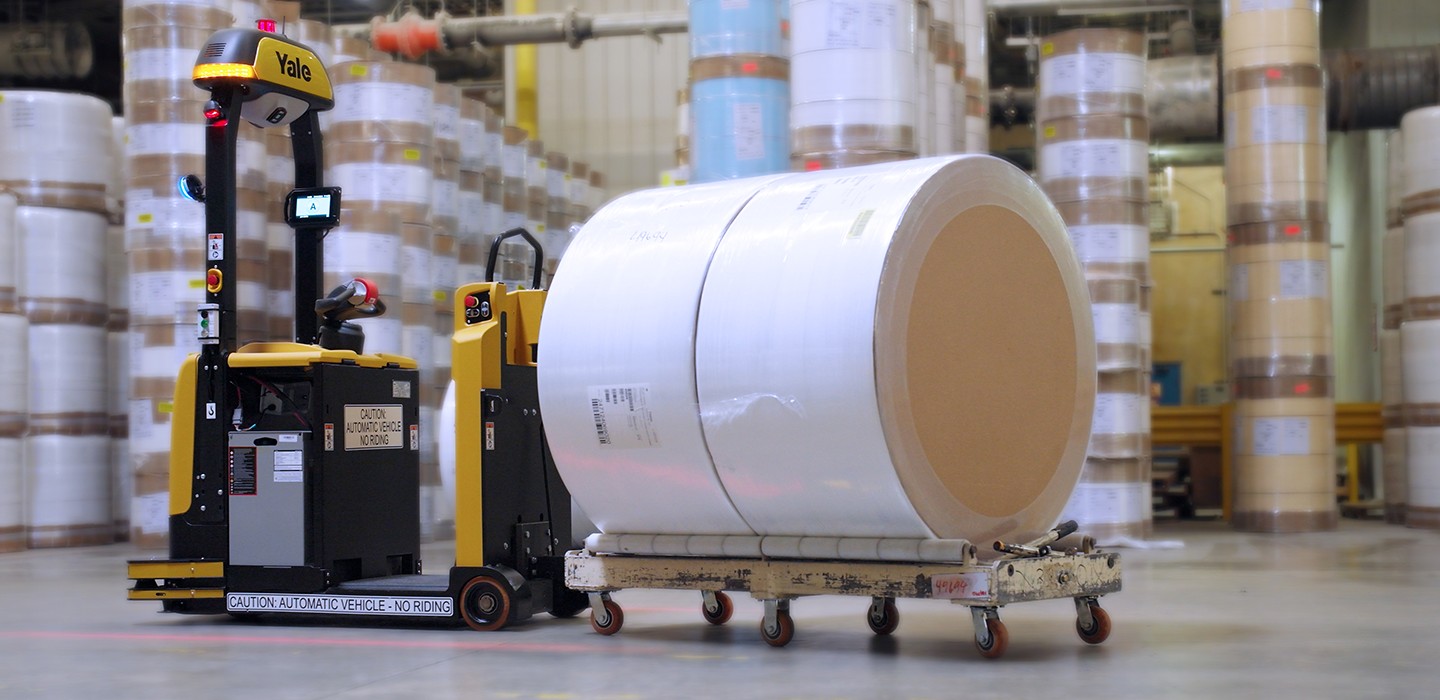 Yale Relay MO150TR Automated Tow Tractor