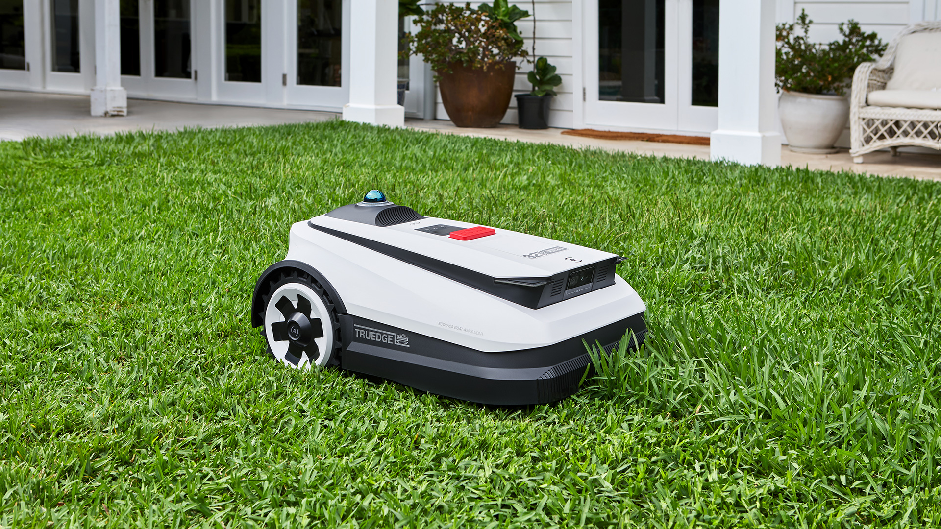 ECOVACS GOAT A3000 robot