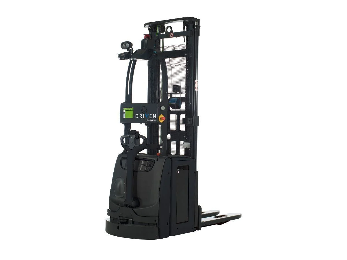 LOWY HD Heavy Duty Stacker AGV/AMR robot