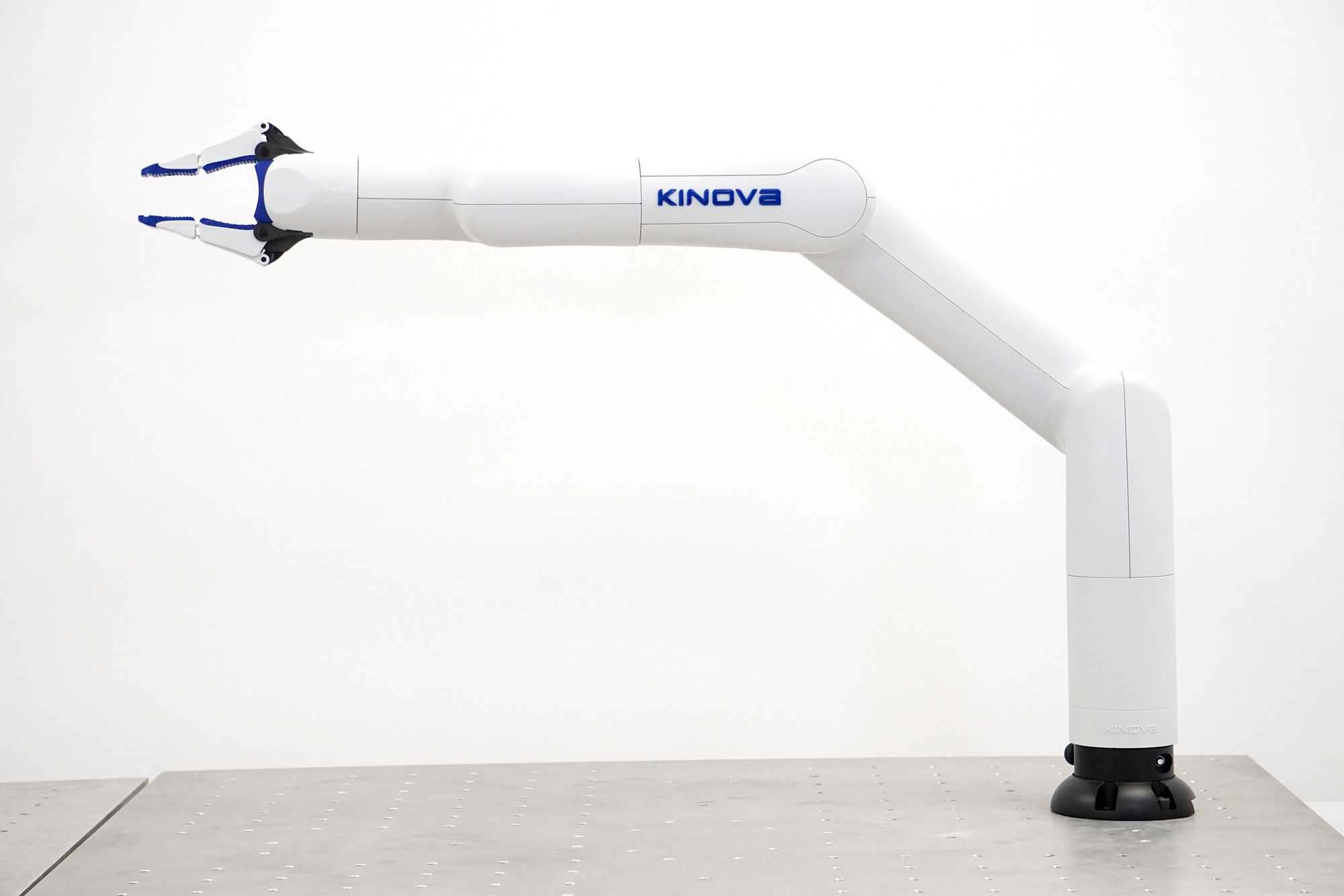 Kinova Gen3 lite - full side view, extended
