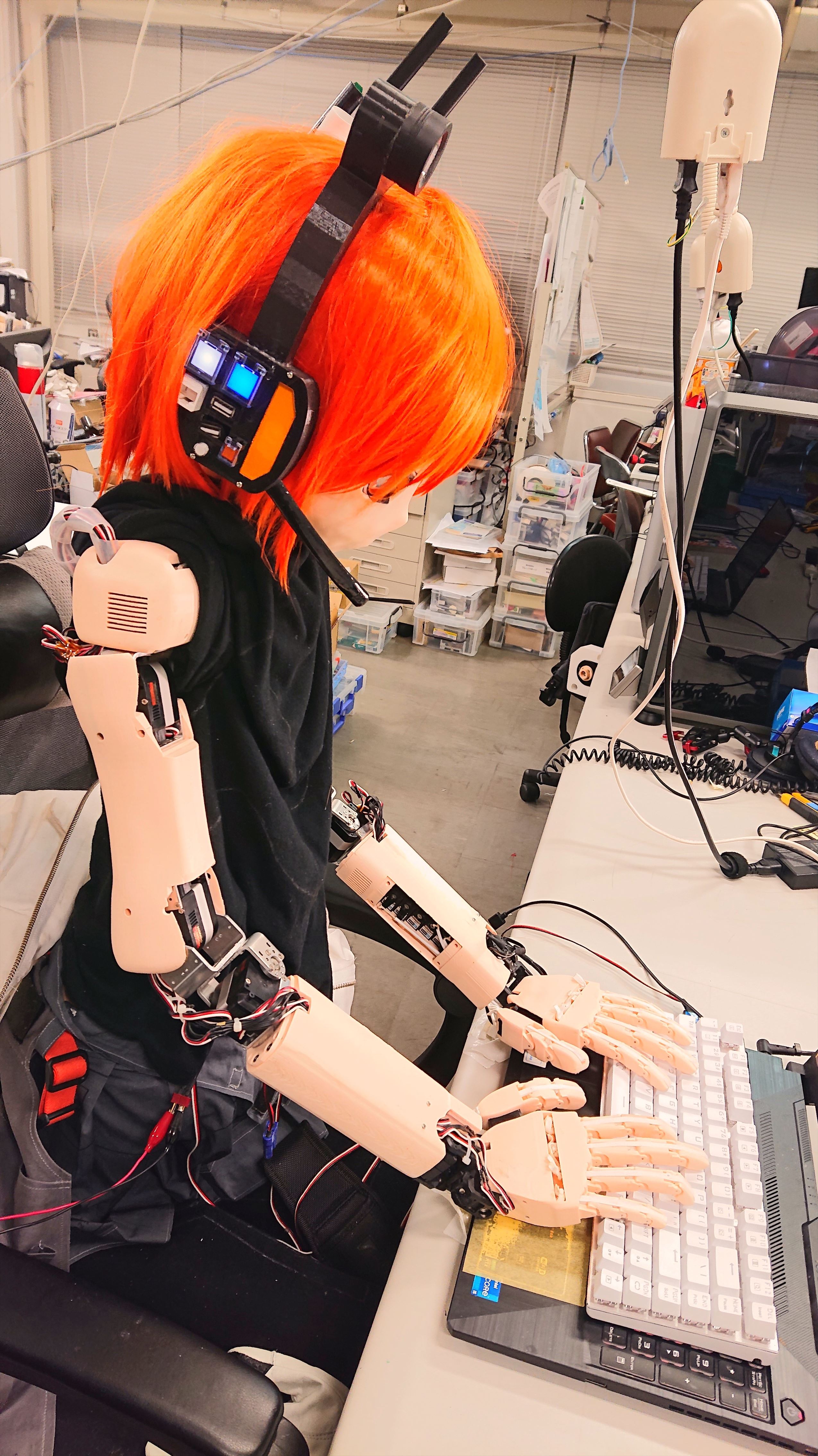 HCI3-P0 Adachi Rei robot