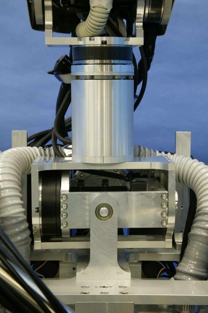 WF-4 neck