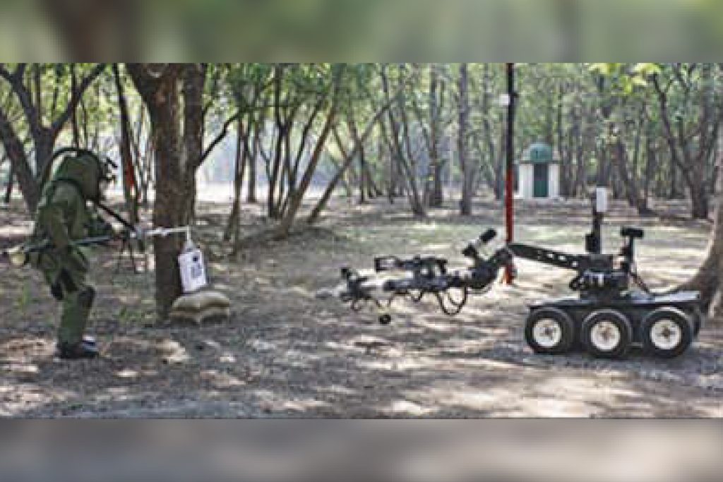 ROV DAKSH – Remote EOD & Hazard Handling Robot