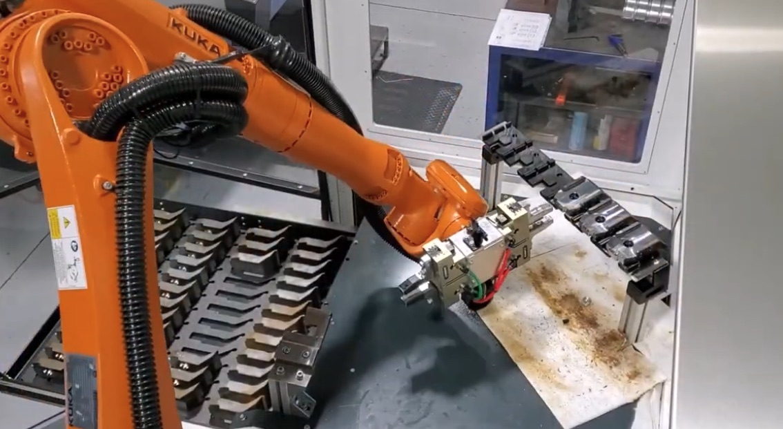 Formic Robotic Machine Tending for CNC, Mill & Lathe