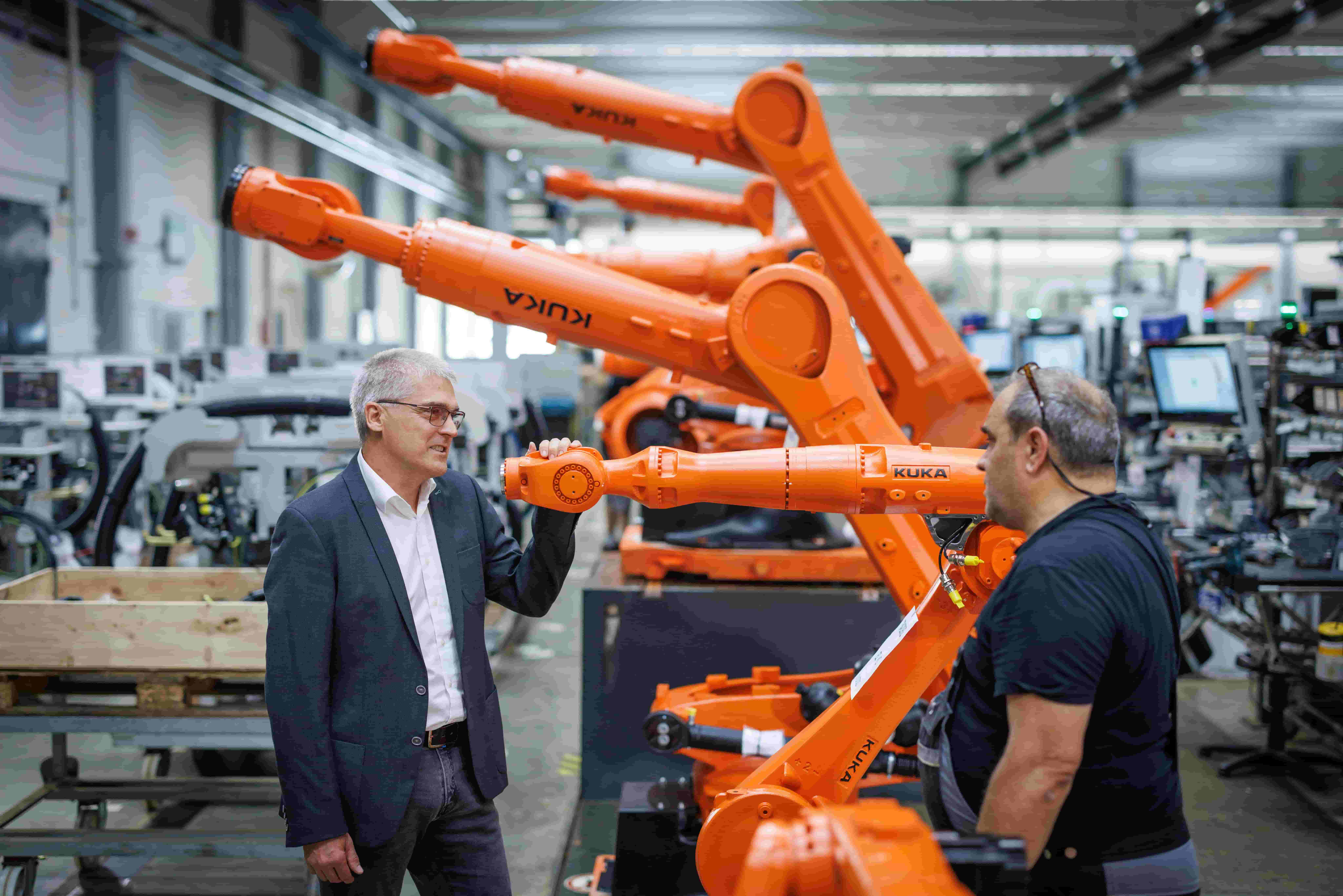 KUKA KR 6