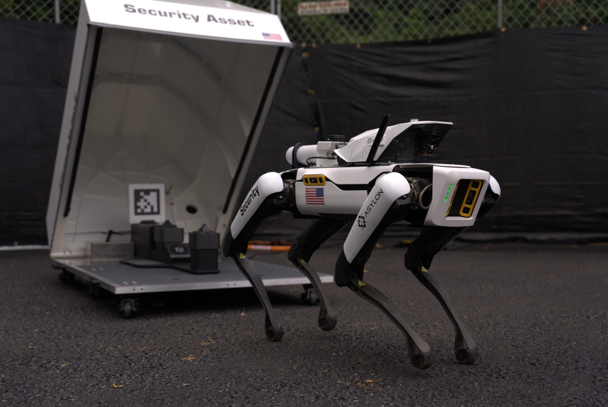 DRONEDOG SECURITY ROBOT