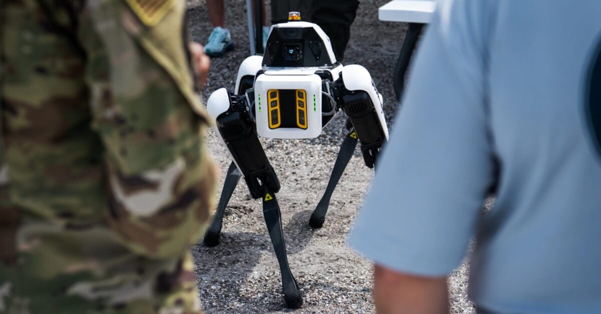 DRONEDOG SECURITY ROBOT