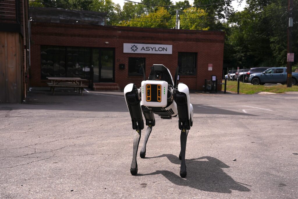 DRONEDOG SECURITY ROBOT
