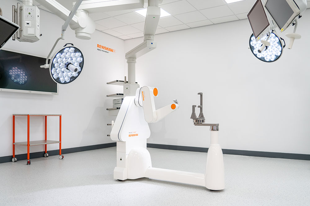 neuromate stereotactic robot under surgical lights
