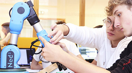 Ned2 - Educational Desktop Robotic Arm - Image 3