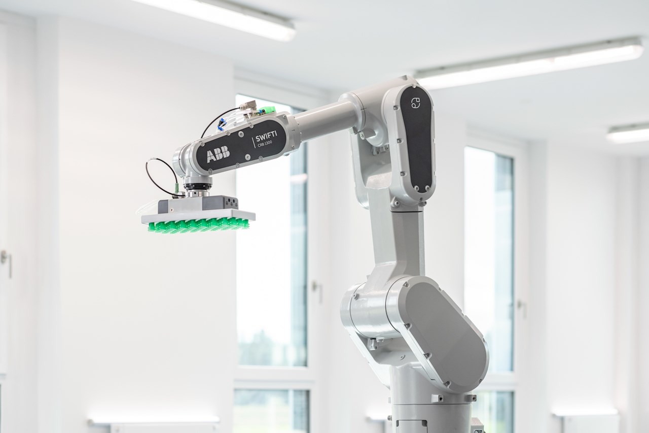 ABB SWIFTI CRB1100