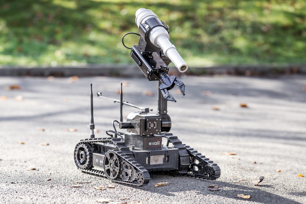 Cameleon Land Demining Robot