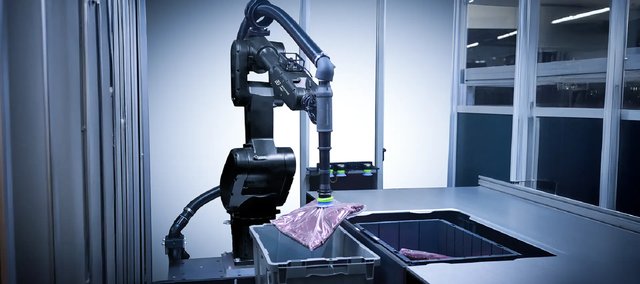 Core™ Robotic Picking System